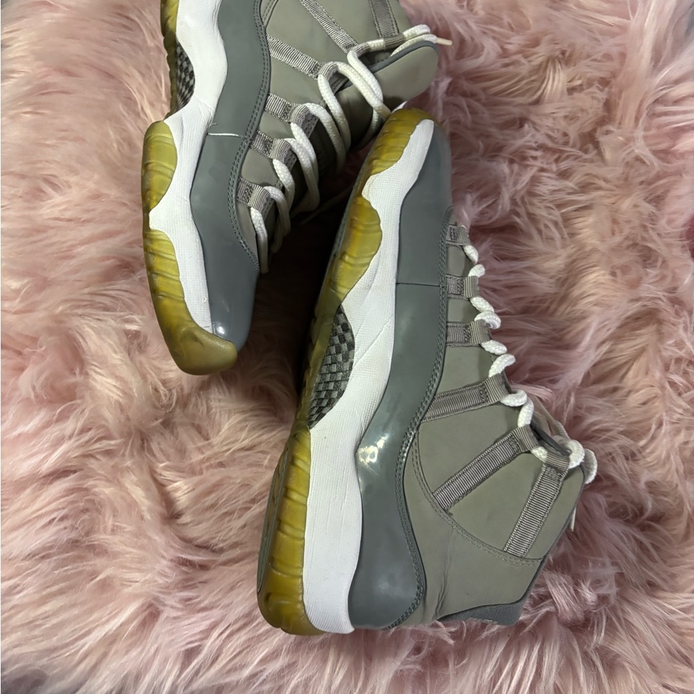Jordan Gray and White Men's Sneakers - Picture 3 of 5